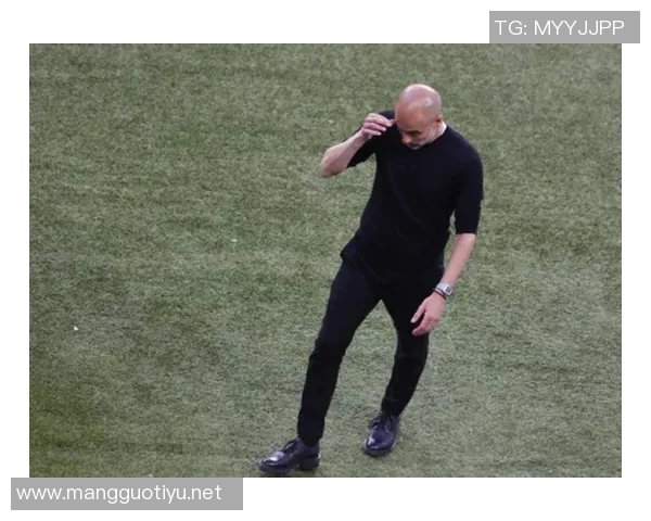 李敏独家揭秘篮球技巧与欧冠足球战术的完美结合 李敏独家揭秘篮球技巧与欧冠足球战术的完美结合